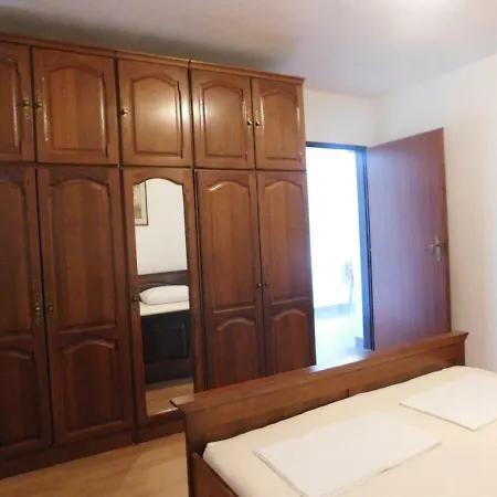 Apartman Ivanelo * Trogir